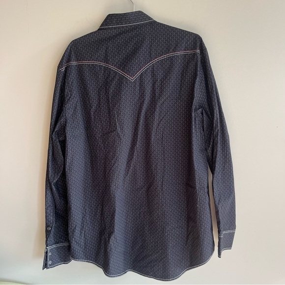 Rock & Roll Cowboy Men's Pearl Snap Long Sleeve Button Down - Picture 8 of 10